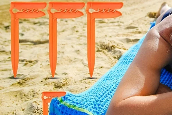 Beach Blanket Besties - Image 4